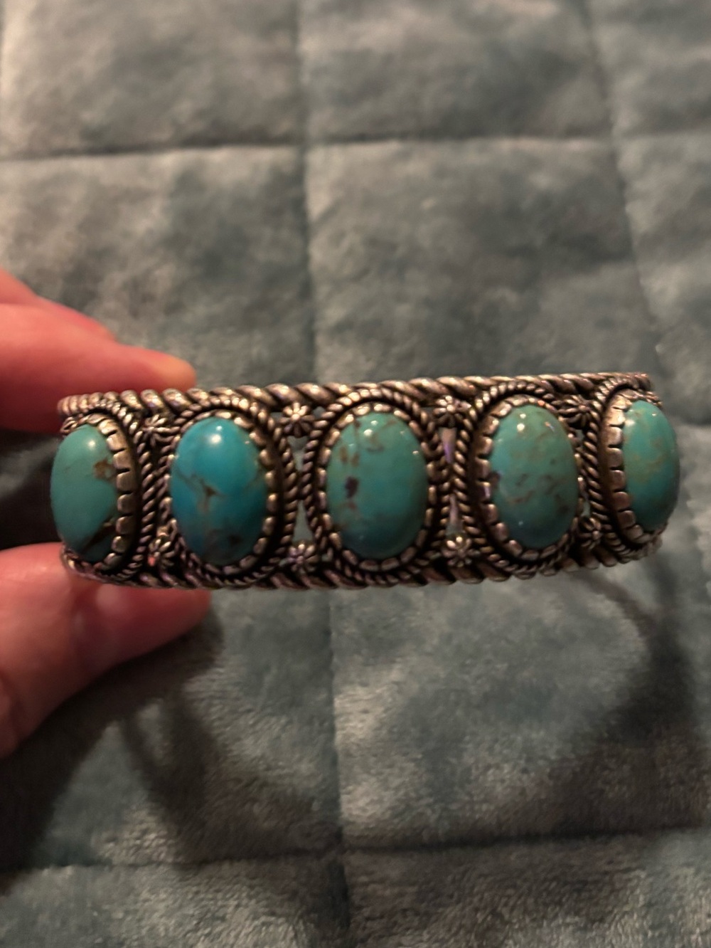 🤠AMERICAN WEST🤠STERLING & TURQUOISE CUFF🤠